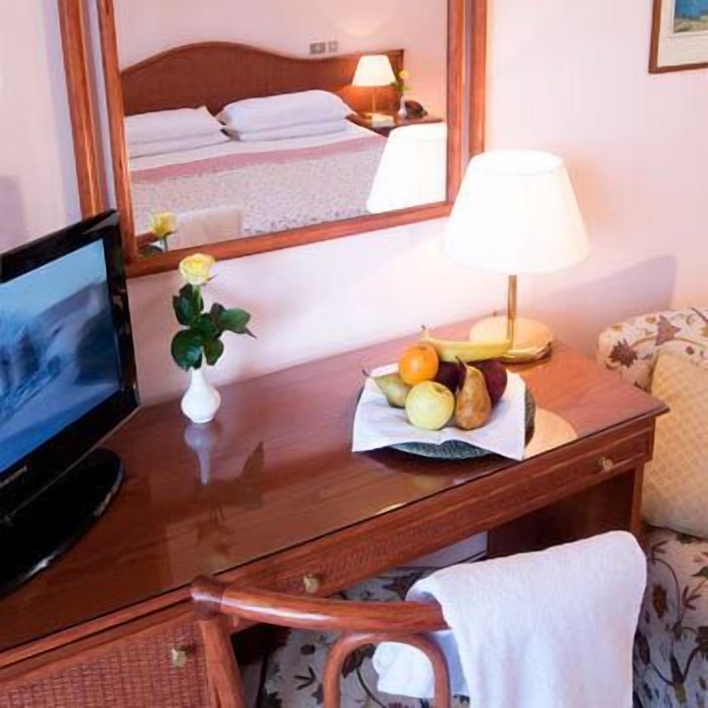 פורטה דיי מארמי La Serena Hotel Fdm מראה חיצוני תמונה